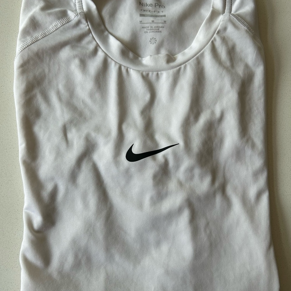 Nike Dri-Fit Long Sleeve White (size M)